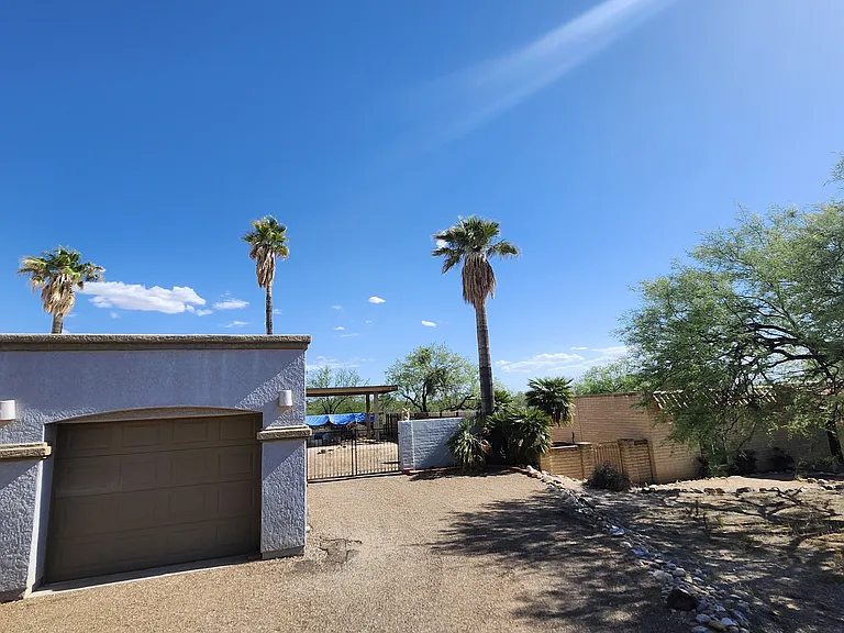 9020 E Indian Canyon Rd — Photo 35