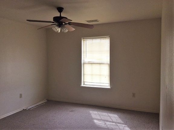 2nd image of 1007 Emerald Valley Dr APT 7