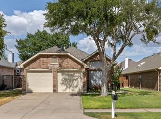 3806 Seminole Ct, Carrollton, TX 75007