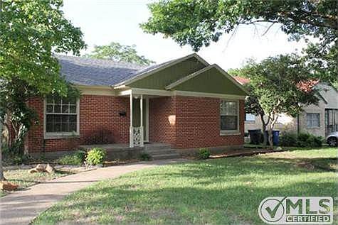 1st image of 2311 Barberry Dr