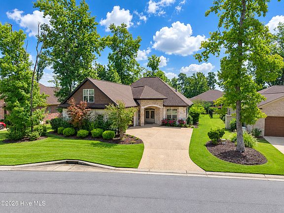 2nd image of 656 Jenoa Drive