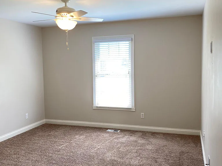 2700 Oak Trail Dr — Photo 10
