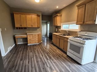 123 5th Ave SW, Oelwein, IA 50662