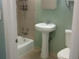 2003 Broadway St APT 2N, Blue Island, IL 60406