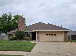 505 Shamrock Cir, Ponca City, OK 74601