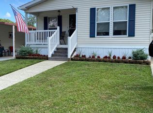 157 New Hope Ln, Williamstown, NJ 08094