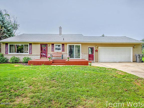 2nd image of 1570 Beechwood Dr