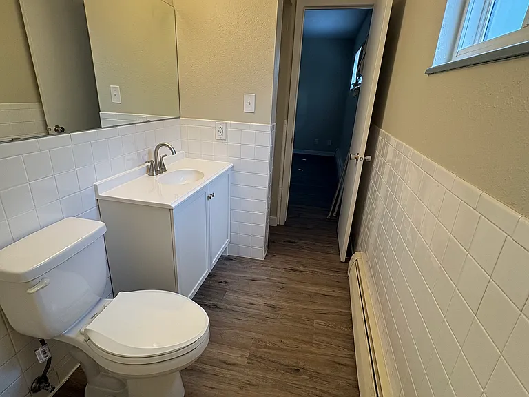 520 Emery St #6 — Photo 8