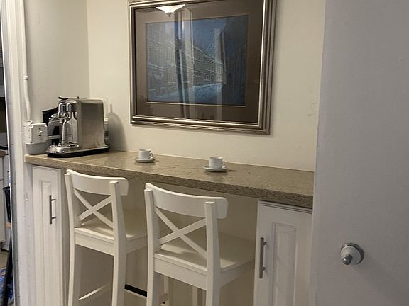 Coffee bar
