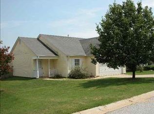 252 W Pheasant Hill Dr, Duncan, SC 29334