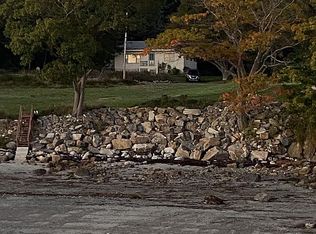 325 Stones Point Rd, Cushing, ME 04563