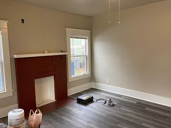 2nd image of 58 N Yorktown Ave