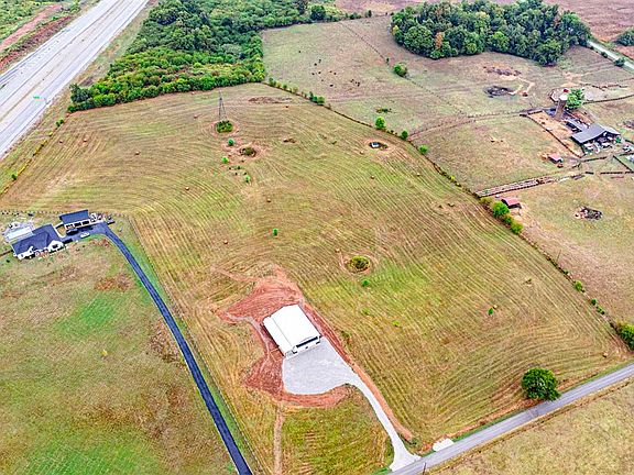 3rd image of 0 Kelly Rd