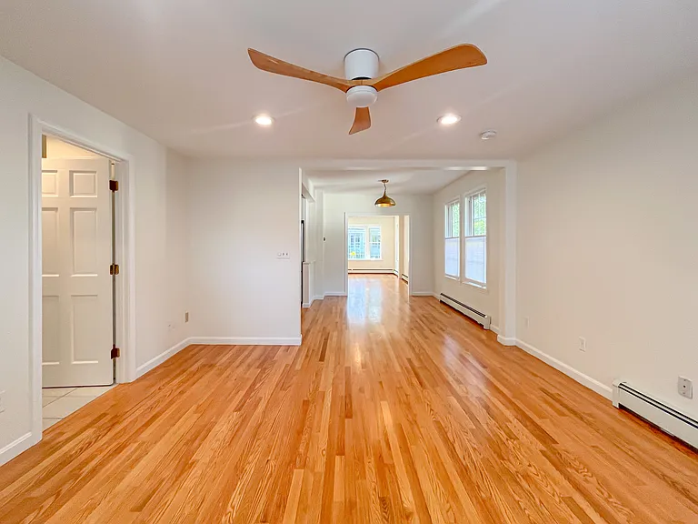 22 Crescent Ave — Photo 32