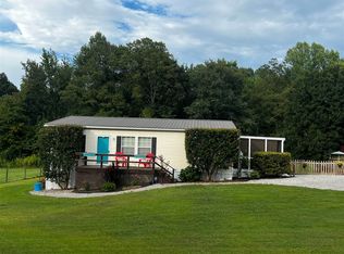 496 Apple Grove Rd, Smiths Grove, KY 42171