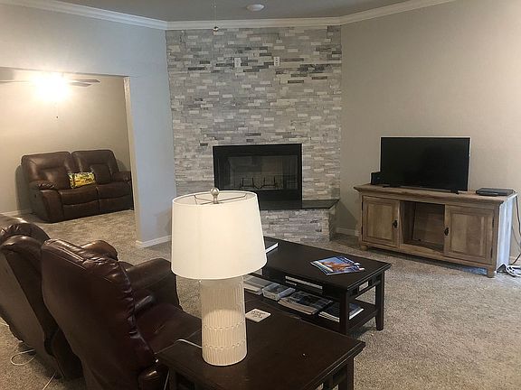 5th image of 8105 City View Dr