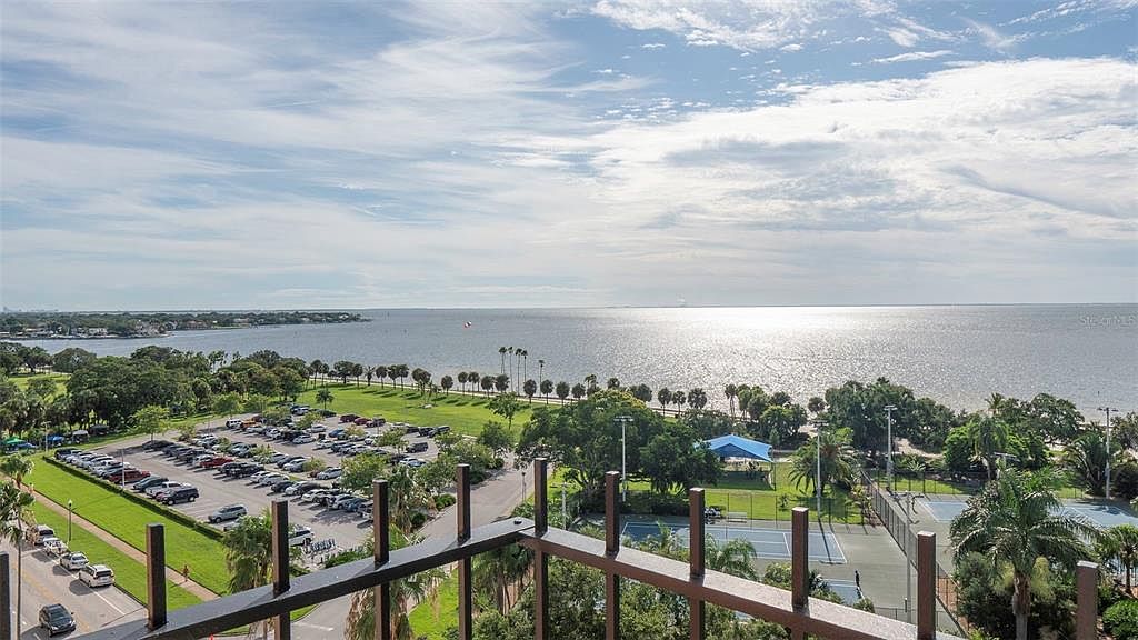 1120 N Shore Dr NE UNIT 803, Saint Petersburg, FL 33701 | MLS #U8226740 ...