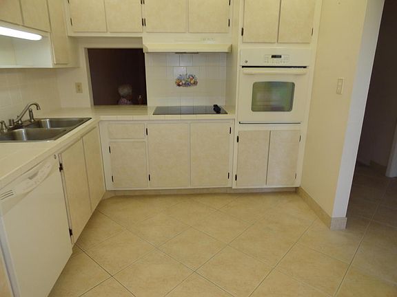 4th image of 5730 Fernley Dr E APT 18