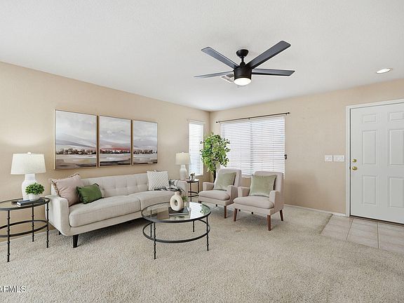 3rd image of 2546 E CAMELLIA Drive