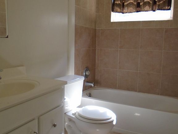5th image of 14189 SE 51st Ave