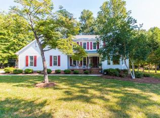 2908 Ramblewood Dr, Mebane, NC 27302