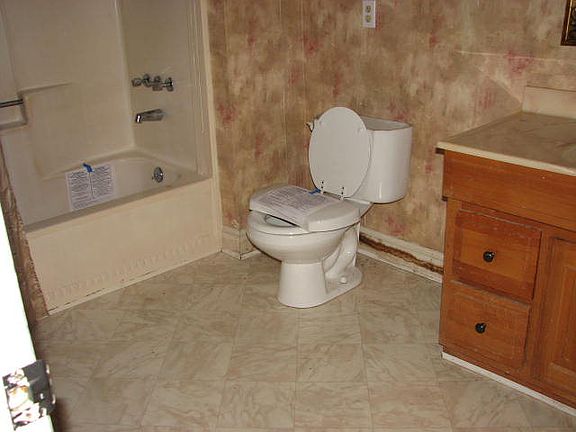 4th image of 295 Harvey Ln