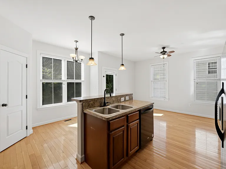 5228 Pan Tops Dr — Photo 10