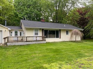 1819 E Dryden Rd, Metamora, MI 48455