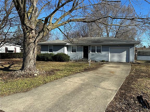 2nd image of 1316 Knox Dr