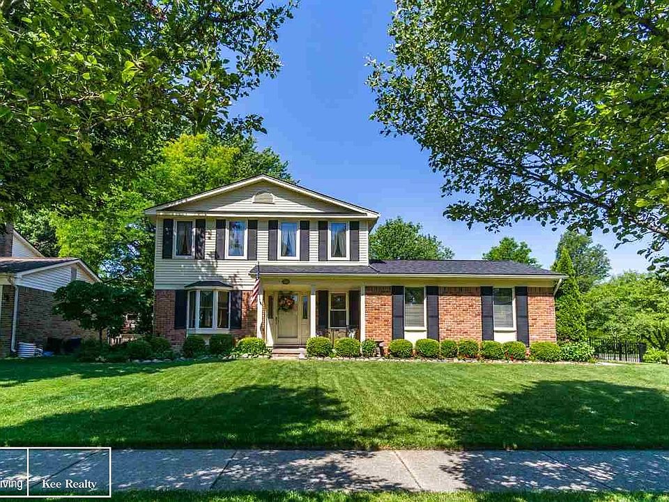 1st image of 40475 Mount Vernon Dr