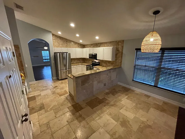 85 Burnt Pine Dr — Photo 3