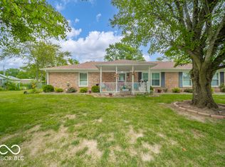 950 Hickory Ln, New Castle, IN