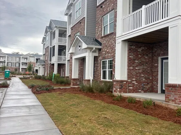 West Pine Residences II