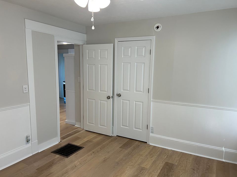 1st Floor bedroom or bonus room