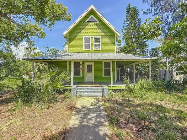 226 N Grosse Ave, Tarpon Springs, FL 34689