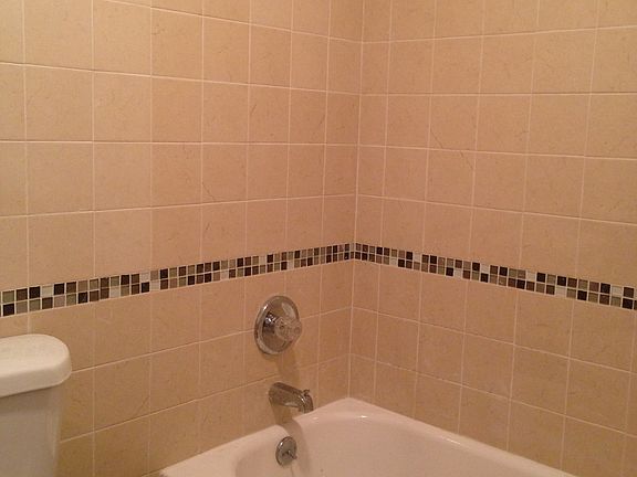 3rd image of 287 Broadway