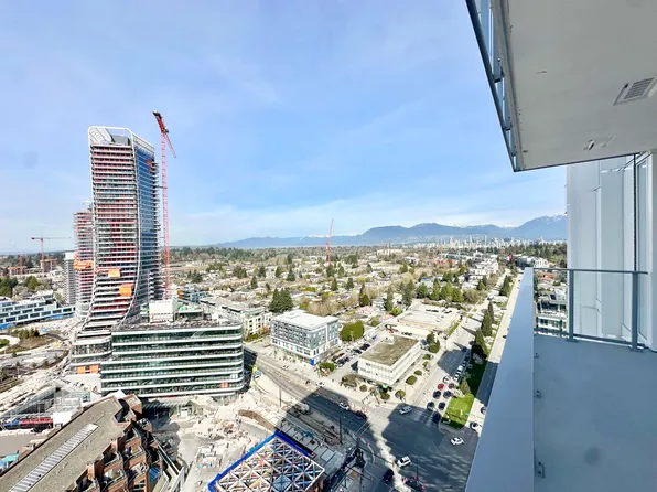 485 W 42nd Ave #2401, Vancouver, BC V5Y 2S8