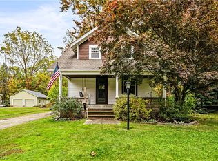 7283 Maple St, Mentor, OH 44060