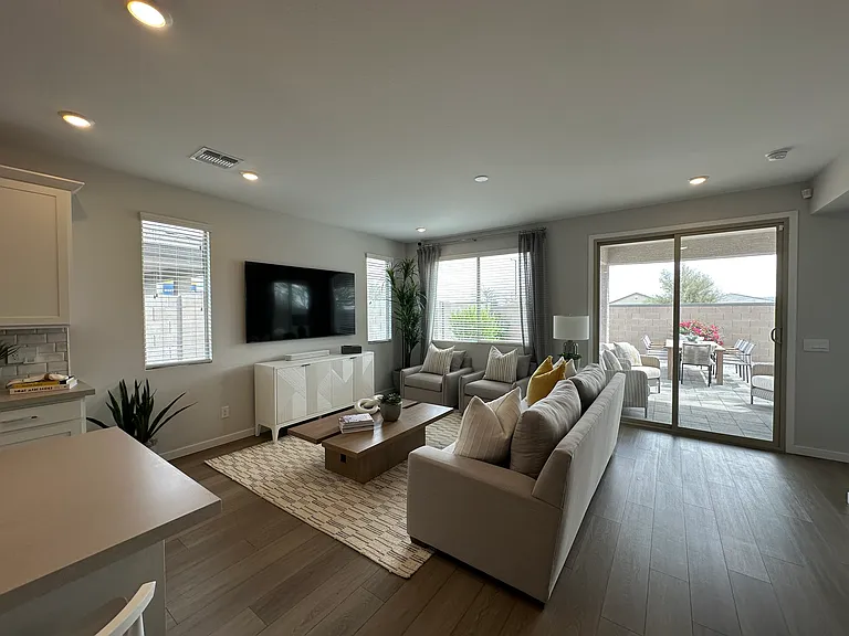 25183 N 155th Dr — Photo 13