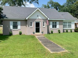 1320 W 4th Ave, Picayune, MS 39466
