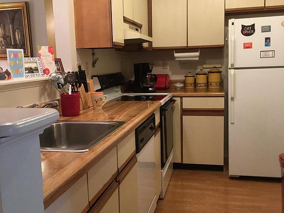 5th image of 319 Harper Dr