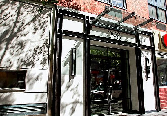 4th image of 298 Mulberry St APT 4L