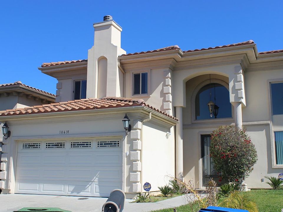 1st image of 10637 N Hillrose Cir