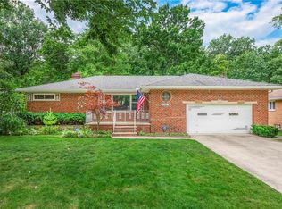 5756 W 229th St, Fairview Park, OH 44126