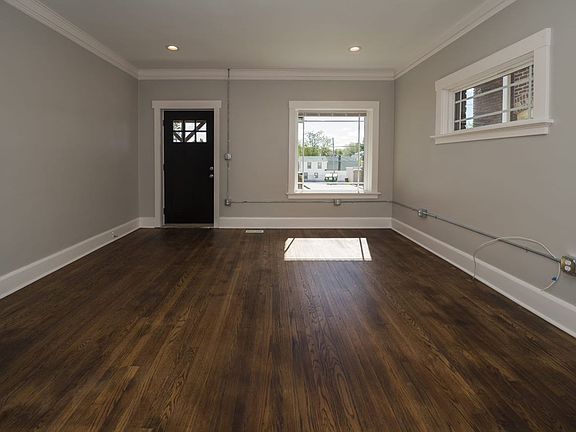 2nd image of 610-612 N 33rd St #610