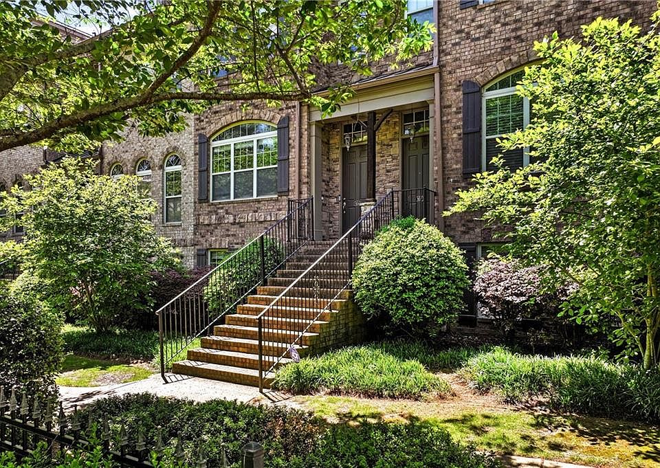 1st image of 934 Telfair Close