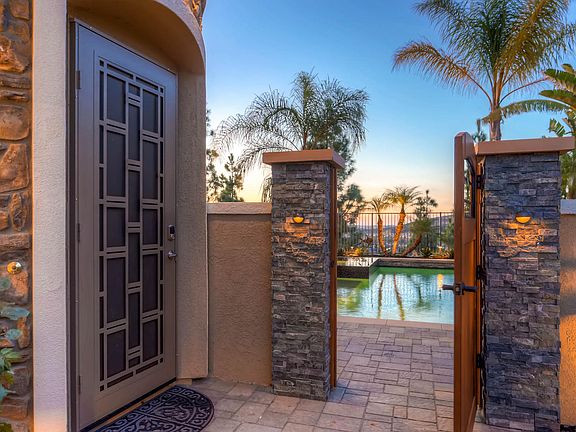 5th image of 1472 Golden Sunset Dr
