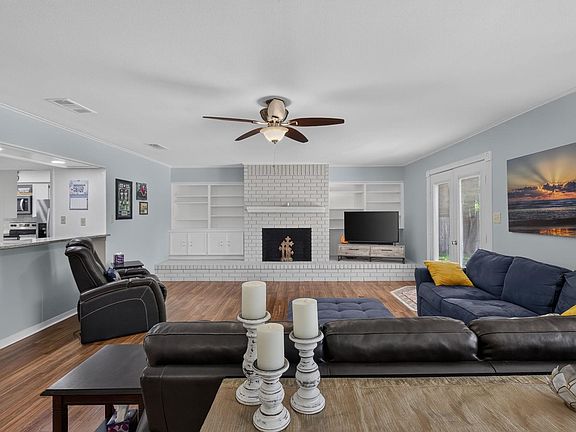 5th image of 206 Corder Ln