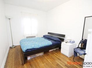 31-26 41st St #2A, Astoria, NY 11103