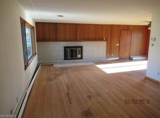 734 Abbe Rd, Elyria, OH 44035